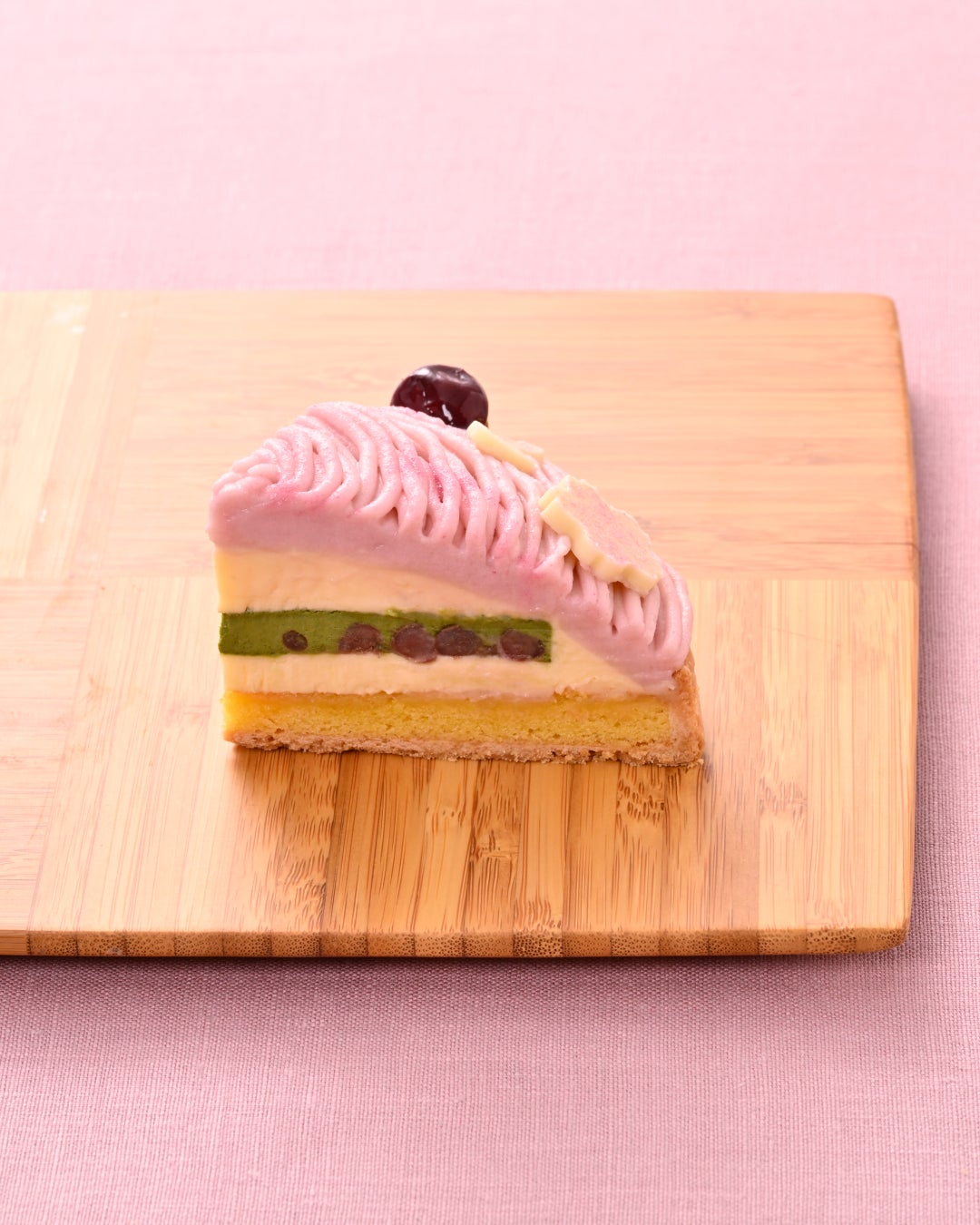 桜と抹茶のモンブラン断面